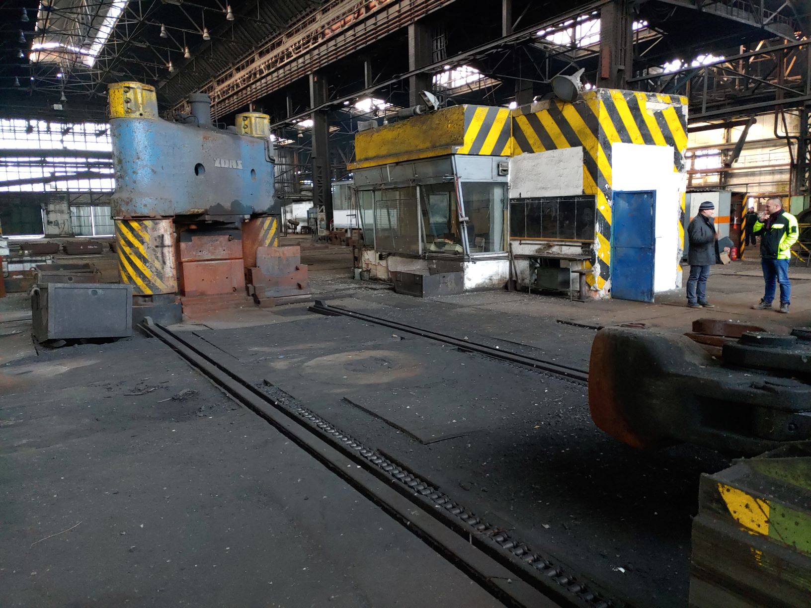 Pressa Oleodinamica Forgiatura Libera 1600 Ton ZDAS / Open Die Forging 1600 Ton ZDAS line