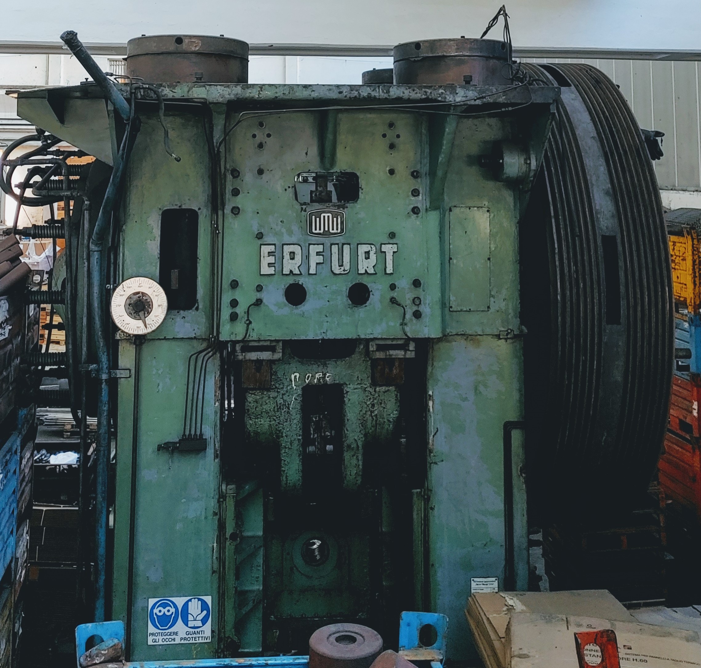 Pressa a forgiare ERFURT 1600 alla volata / Forging Press ERFURT 1600 direct type 